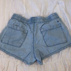 Elastic Waist Flowy Short